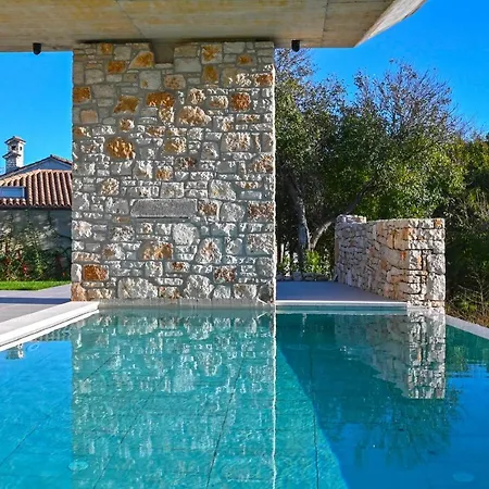 Casa Farfalla * Bale